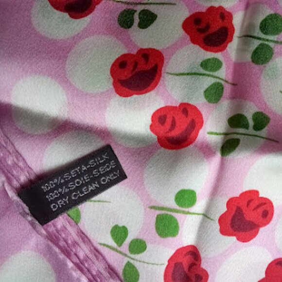 Sweet Silk Square Scarf with Red Roses - Picture 3 of 3